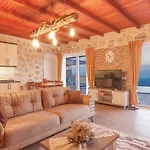 Secluded Private Pool Jakuzzi In Uzumlu Village Villa