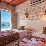Secluded Private Pool Jakuzzi In Uzumlu Village
