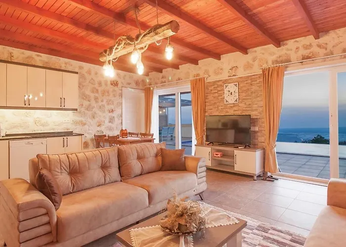 Secluded Private Pool Jakuzzi In Uzumlu Village Villa