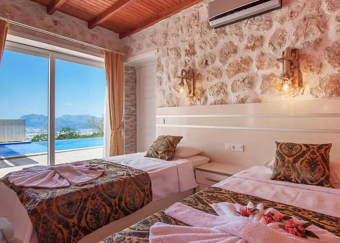 Secluded Private Pool Jakuzzi In Uzumlu Village