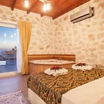 וילה Secluded Private Pool Jakuzzi In Uzumlu Village קלקן