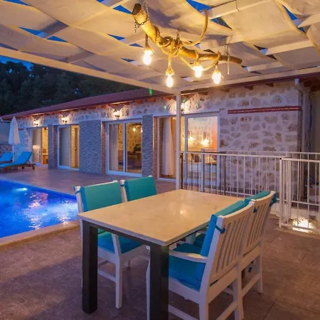 Secluded Private Pool Jakuzzi In Uzumlu Village וילה *